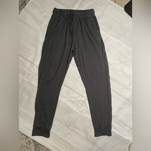 LA12ST gray joggers. Size S.